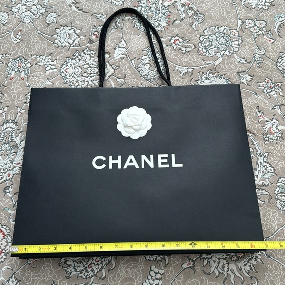 Chanel Black Shopping Bag with Accessories - Picture 5 of 6